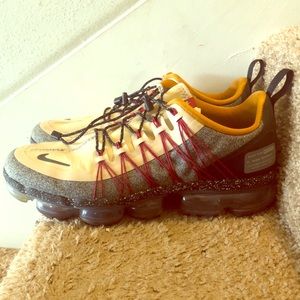 vapormax utility desert ore